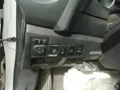 Veículo de Sucata toyota auris hybrid active do ano 2014 alimentado 2zr