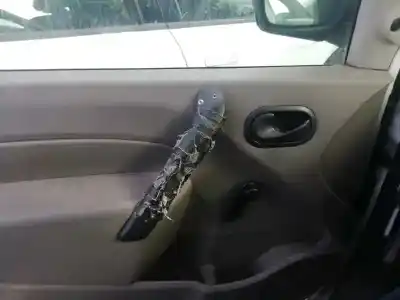 Veículo de Sucata renault kangoo furgón compact comfort do ano 2011 alimentado k9ka8