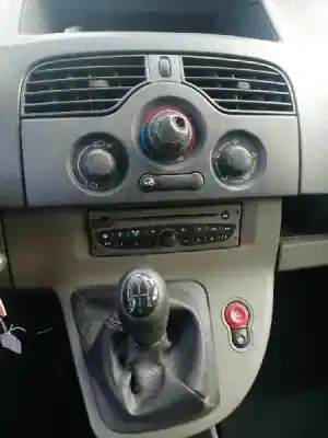 Veículo de Sucata renault kangoo furgón compact comfort do ano 2011 alimentado k9ka8