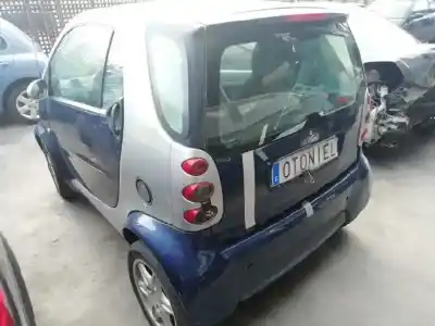 Sloopvoertuig smart coupe básico (45kw) van het jaar 2003 aangedreven g15