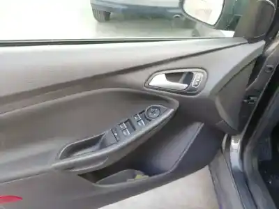 Veicolo di demolizione ford focus lim. (cb8) trend dell'anno 2015 alimentato m1da