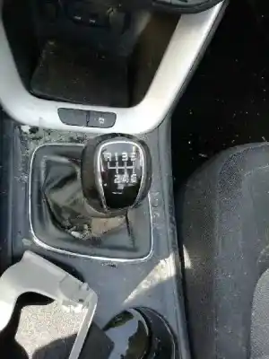 Здавання транспортного засобу kia cee´d drive року 2013 потужний d4fb