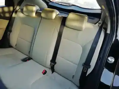 Veicolo di demolizione kia rio basic dell'anno 2012 alimentato g4la