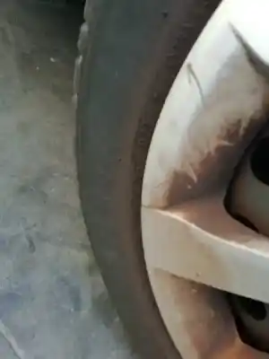 Veicolo di demolizione kia rio basic dell'anno 2012 alimentato g4la