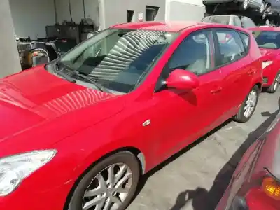 Veículo de Sucata hyundai i30 classic do ano 2008 alimentado d4fb