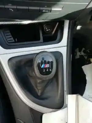 Veículo de Sucata bmw serie 1 berlina (e81/e87) 118d do ano 2009 alimentado n47d20c