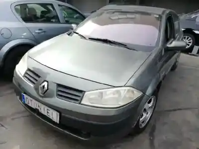 Verschrottungsfahrzeug RENAULT MEGANE II BERLINA 5P 1.9 dCi Diesel des Jahres 2004 angetrieben F9Q800