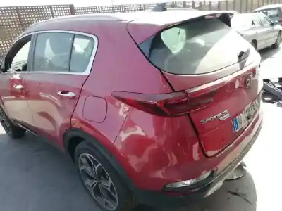 Sloopvoertuig kia sportage iv (ql, qle) 1.6 crdi van het jaar 2021 aangedreven d4fe