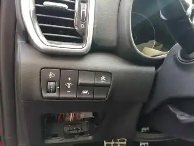 Sloopvoertuig kia sportage iv (ql, qle) 1.6 crdi van het jaar 2021 aangedreven d4fe