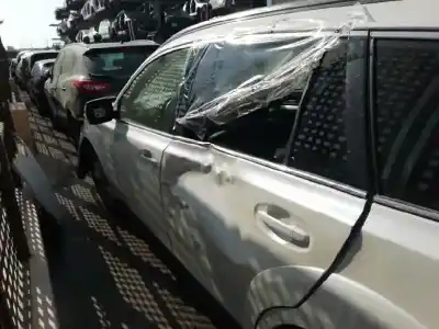 Sloopvoertuig subaru legacy kombi/outback b14 outback limited van het jaar 2009 aangedreven ee20