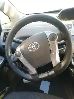 Здавання транспортного засобу toyota prius (nhw30) eco року 2018 потужний 2zr