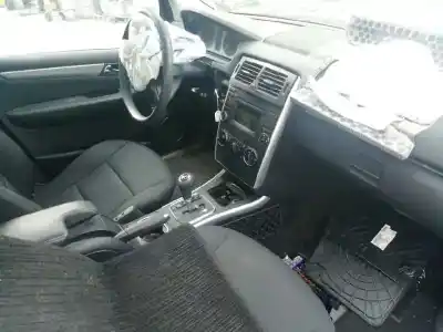 Scrapping Vehicle mercedes-benz clase b (w245) 200 (245.233) of the year 2010 powered 266960