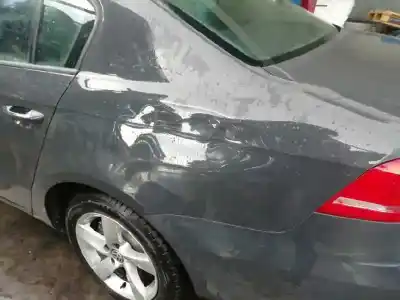 Veículo de Sucata volkswagen passat lim. (362) edition do ano 2014 alimentado caxa