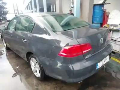 Veículo de Sucata volkswagen passat lim. (362) edition do ano 2014 alimentado caxa