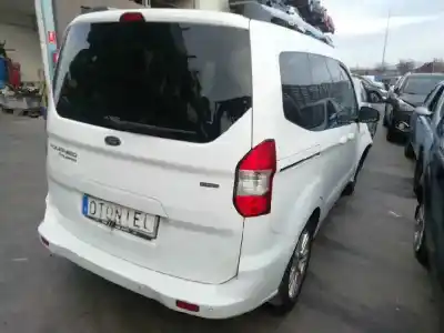 Veículo de Sucata ford tourneo courier (c4a) titanium do ano 2017 alimentado sfcd