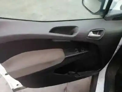 Veículo de Sucata ford tourneo courier (c4a) titanium do ano 2017 alimentado sfcd