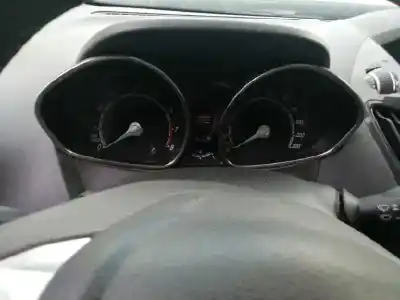 Veículo de Sucata ford tourneo courier (c4a) titanium do ano 2017 alimentado sfcd