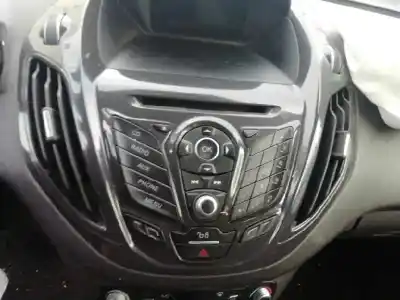 Veículo de Sucata ford tourneo courier (c4a) titanium do ano 2017 alimentado sfcd