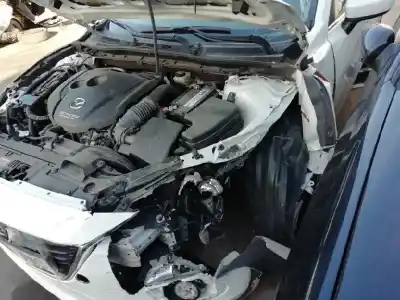 Veicolo di demolizione mazda 3 lim. () style dell'anno 2016 alimentato sh