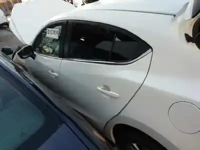 Veicolo di demolizione mazda 3 lim. () style dell'anno 2016 alimentato sh