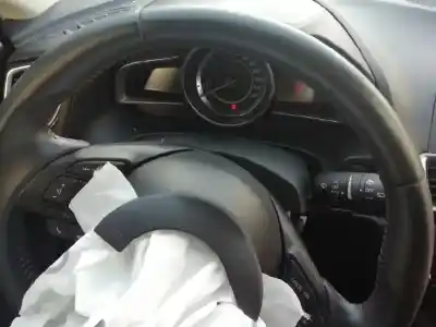 Veicolo di demolizione mazda 3 lim. () style dell'anno 2016 alimentato sh