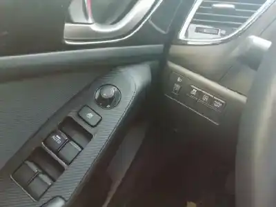 Veicolo di demolizione mazda 3 lim. () style dell'anno 2016 alimentato sh