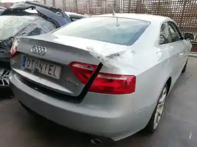 Veículo de Sucata AUDI A5 COUPE (8T) 2.7 TDI do ano 2008 alimentado CAMA