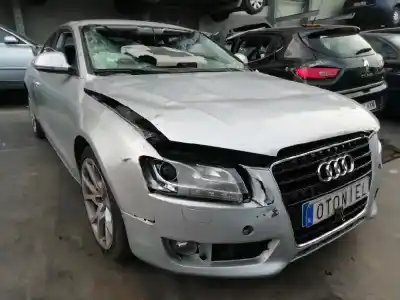 Sloopvoertuig audi a5 coupe (8t) 2.7 tdi van het jaar 2008 aangedreven cama