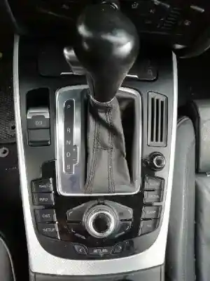 Sloopvoertuig audi a5 coupe (8t) 2.7 tdi van het jaar 2008 aangedreven cama