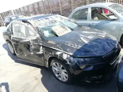 Scrapping Vehicle skoda superb (3v3) ambition of the year 2017 powered crl