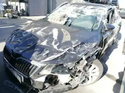 Scrapping Vehicle skoda superb (3v3) ambition of the year 2017 powered crl