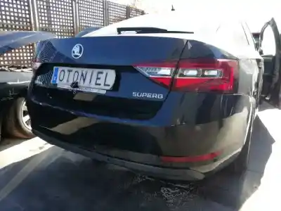 Scrapping Vehicle skoda superb (3v3) ambition of the year 2017 powered crl
