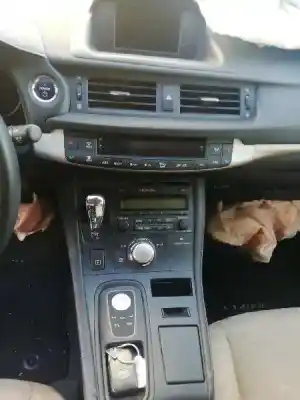Scrapping Vehicle lexus ct 200h of the year 2013 powered 2zr