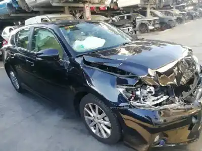 Scrapping Vehicle lexus ct 200h of the year 2013 powered 2zr