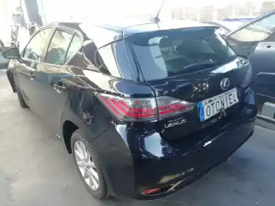Scrapping Vehicle lexus ct 200h of the year 2013 powered 2zr
