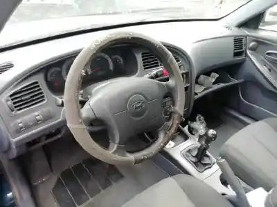 Vehicul casat hyundai elantra (xd) 2.0 crdi comfort al anului 2002 alimentat d4ea