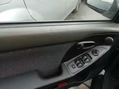 Vehicul casat hyundai elantra (xd) 2.0 crdi comfort al anului 2002 alimentat d4ea