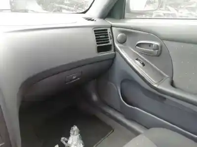 Vehicul casat hyundai elantra (xd) 2.0 crdi comfort al anului 2002 alimentat d4ea