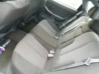 Vehicul casat hyundai elantra (xd) 2.0 crdi comfort al anului 2002 alimentat d4ea