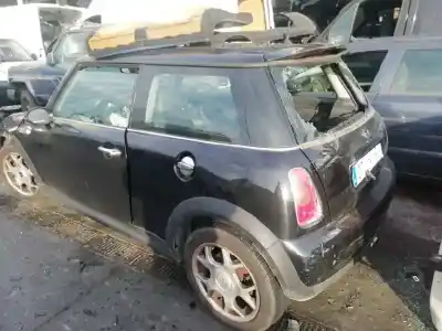 Scrapping Vehicle mini mini (r50,r53) cooper s of the year 2004 powered w11b16a g