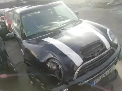Scrapping Vehicle mini mini (r50,r53) cooper s of the year 2004 powered w11b16a g