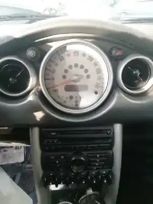 Scrapping Vehicle mini mini (r50,r53) cooper s of the year 2004 powered w11b16a g