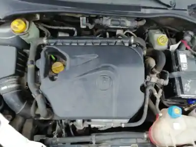 Vehicul casat fiat linea (110) dynamic al anului 2008 alimentat 198a4000