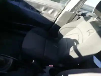 Veículo de Sucata peugeot 207 sw confort do ano 2007 alimentado 8fs