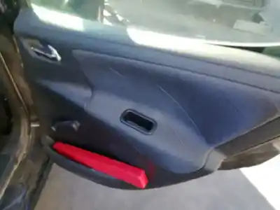 Veículo de Sucata peugeot 207 sw confort do ano 2007 alimentado 8fs