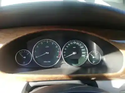 Здавання транспортного засобу jaguar x-type 3.0 v6 executive року 2001 потужний wb