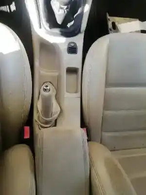 Здавання транспортного засобу jaguar x-type 3.0 v6 executive року 2001 потужний wb