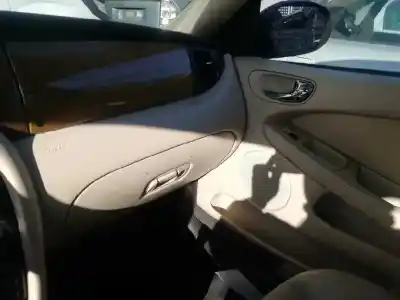 Здавання транспортного засобу jaguar x-type 3.0 v6 executive року 2001 потужний wb