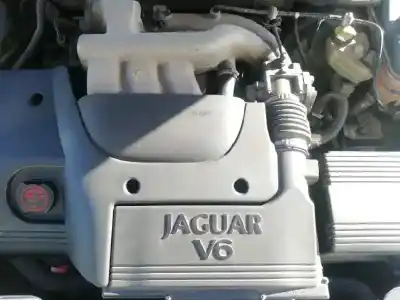 Здавання транспортного засобу jaguar x-type 3.0 v6 executive року 2001 потужний wb
