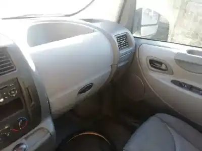 Veículo de Sucata peugeot expert tepee (vf3x_) 2.0 hdi 120 do ano 2009 alimentado rhk